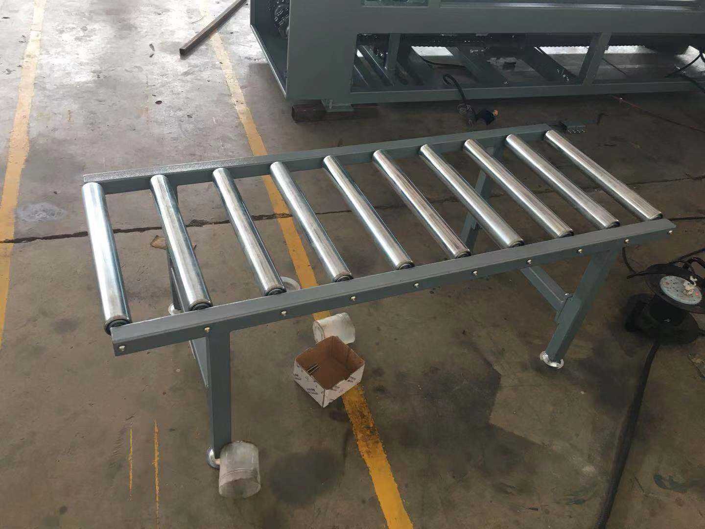 Máquina de enrolamento de colchão de espuma de látex feita de fábrica, máquinas de embalagem de rolo de cama com mola de bolso