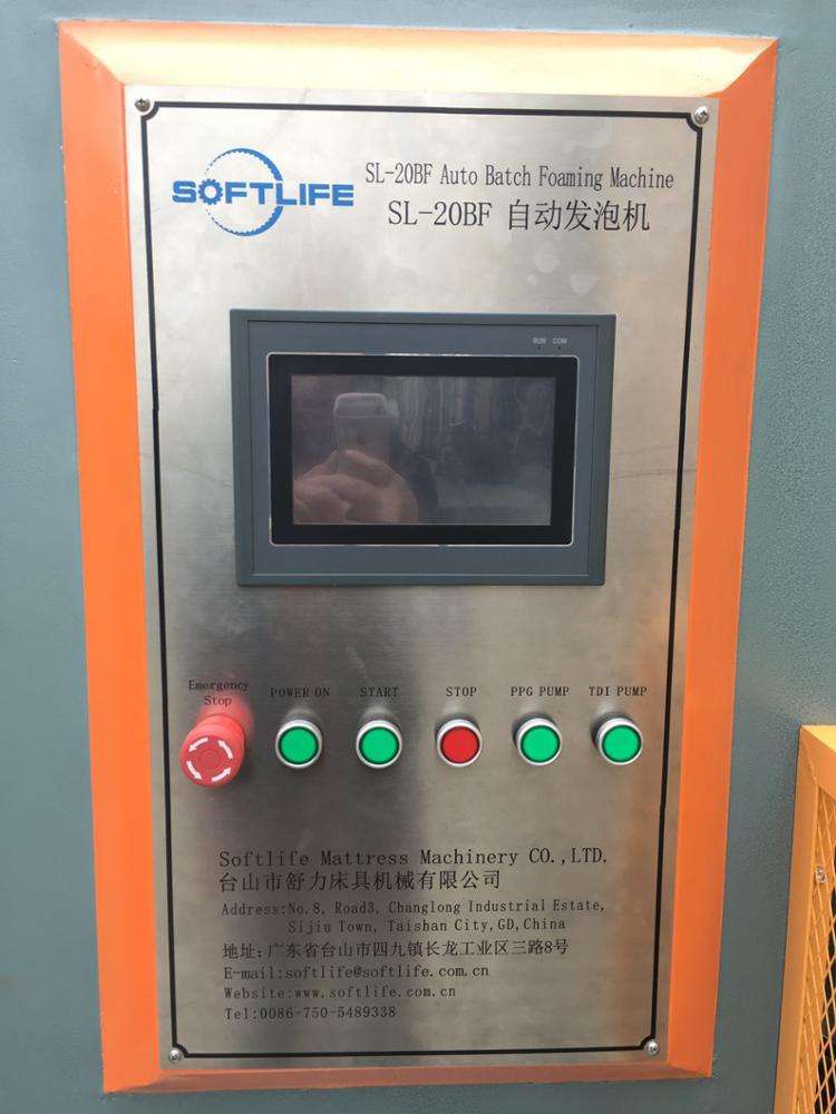 Máquina para fazer espuma mais barata Tecnologia de lote Máquina para fazer blocos de esponja Máquina automática para fazer espuma de plástico