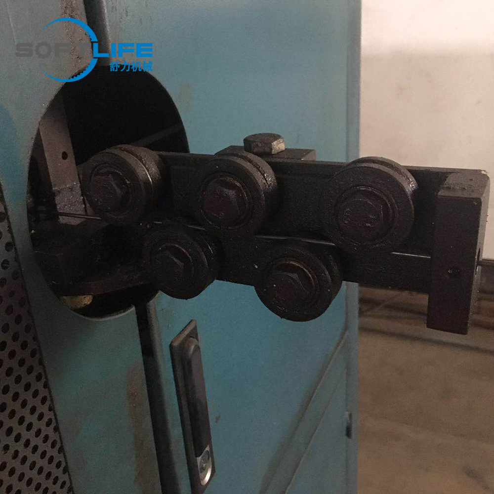 Máquina automática de molas ensacadas