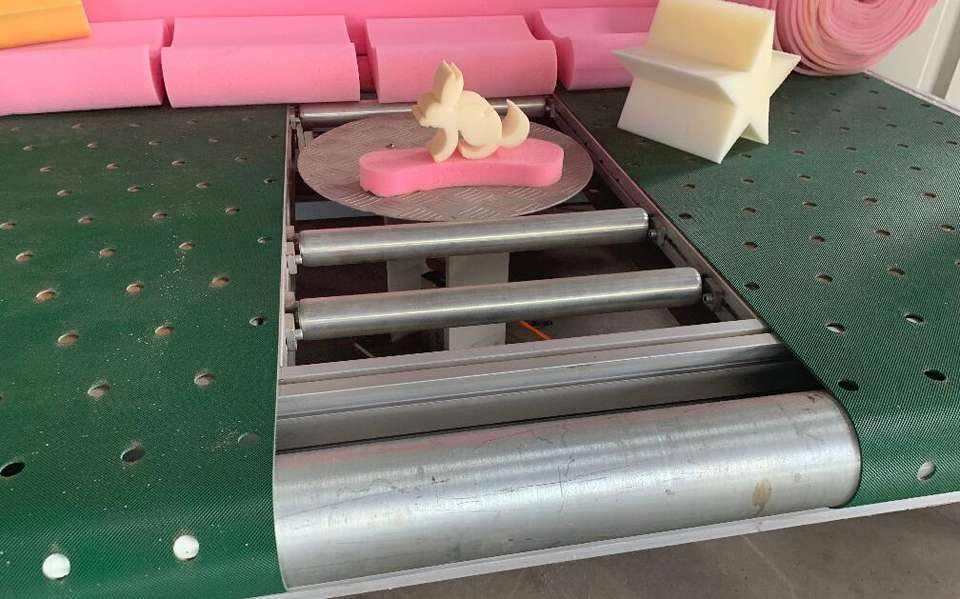 2023O mais avançado horizonte/vertical eva poliuretano resíduos esponja memória automática máquina de corte de espuma fabricante
