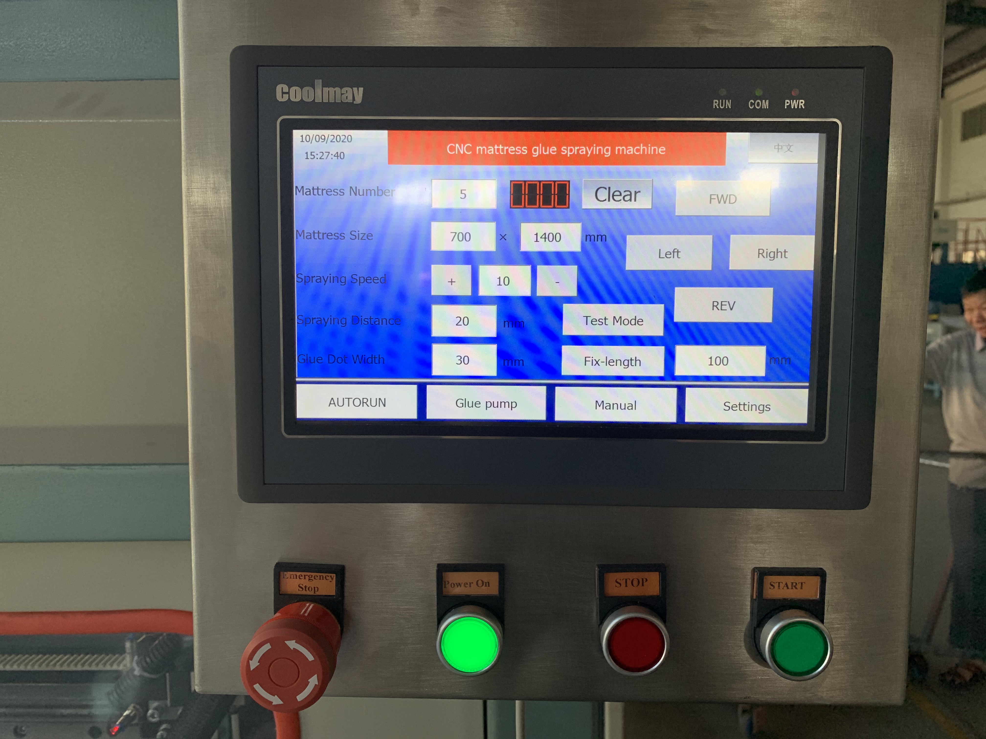 MÁQUINA DE COLAGEM AUTOMÁTICA