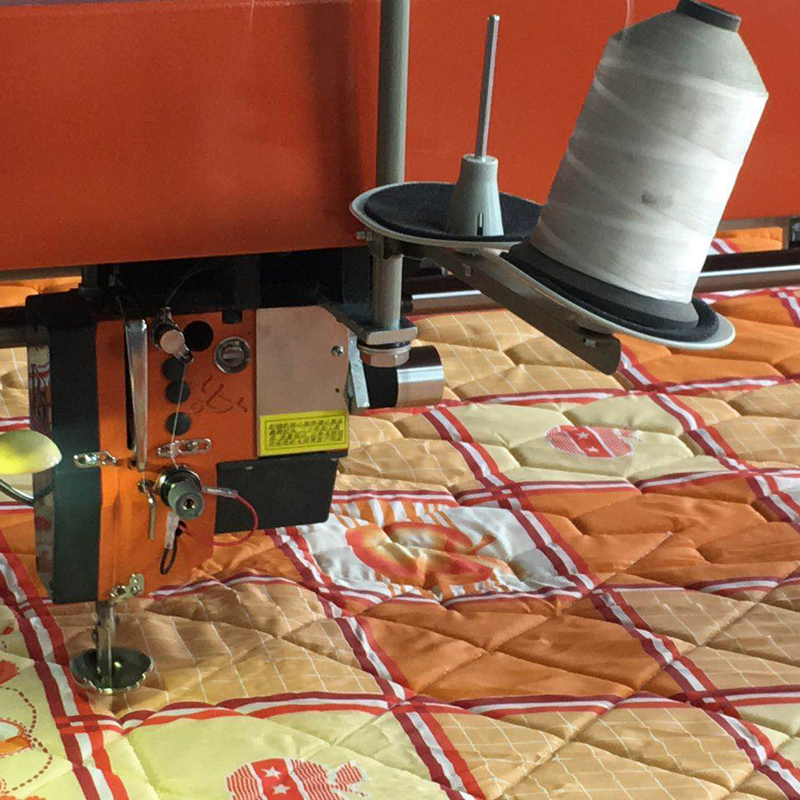 Fabricado na china ali baba máquina de quilting automática com agulha única móvel