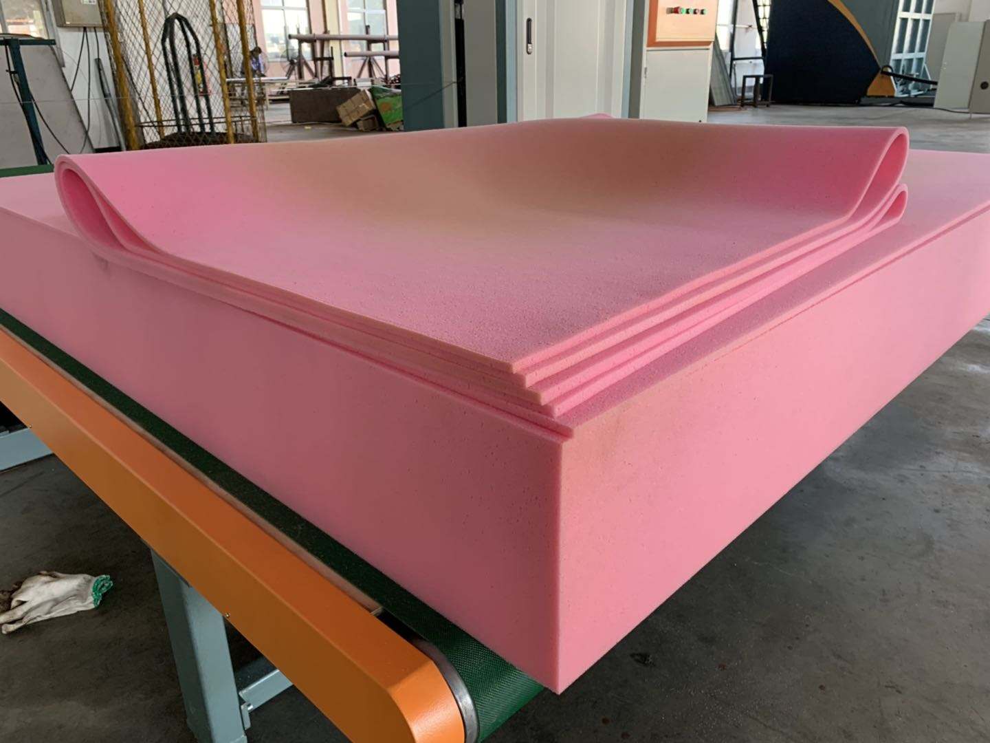 Novo produto à venda na máquina de corte de espuma de látex vertical plana automática alibaba