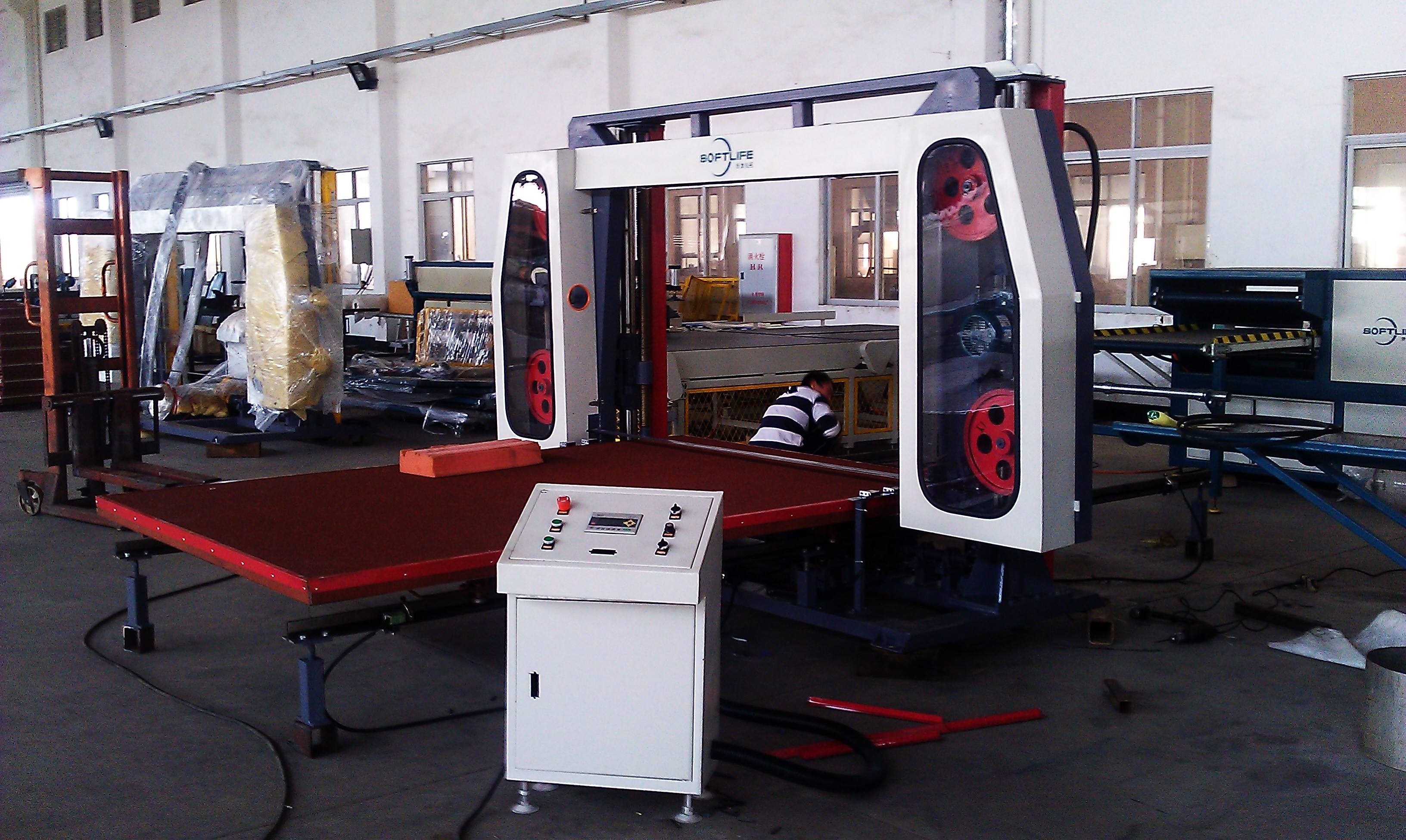 Máquina de corte horizontal automática de espuma de poliuretano rígida PU rígida