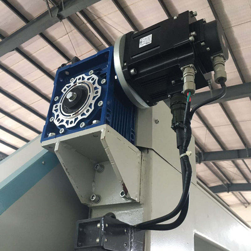 Procuram-se distribuidores para novos produtos cortador de espuma de sofá com corte vertical